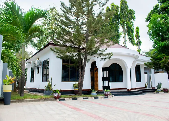 Mjimwema Villas Main House